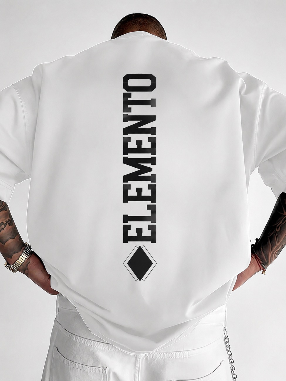 Polera oversize ELEMENT blanca con print diamante